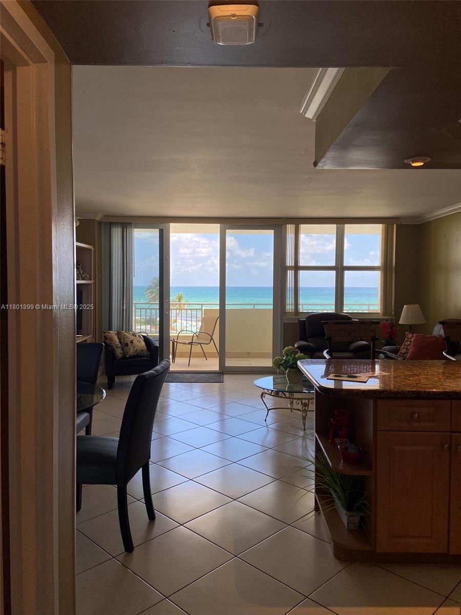 Property for Sale at 3180 S Ocean Dr 403, Hallandale Beach, Broward County, Florida - Bedrooms: 1 
Bathrooms: 2  - $395,000