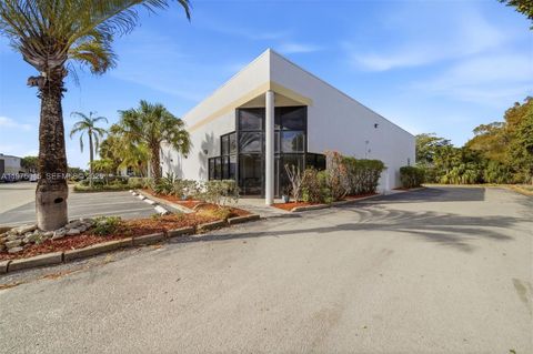 2891 NW 22nd Ter Pompano Beach FL 33069