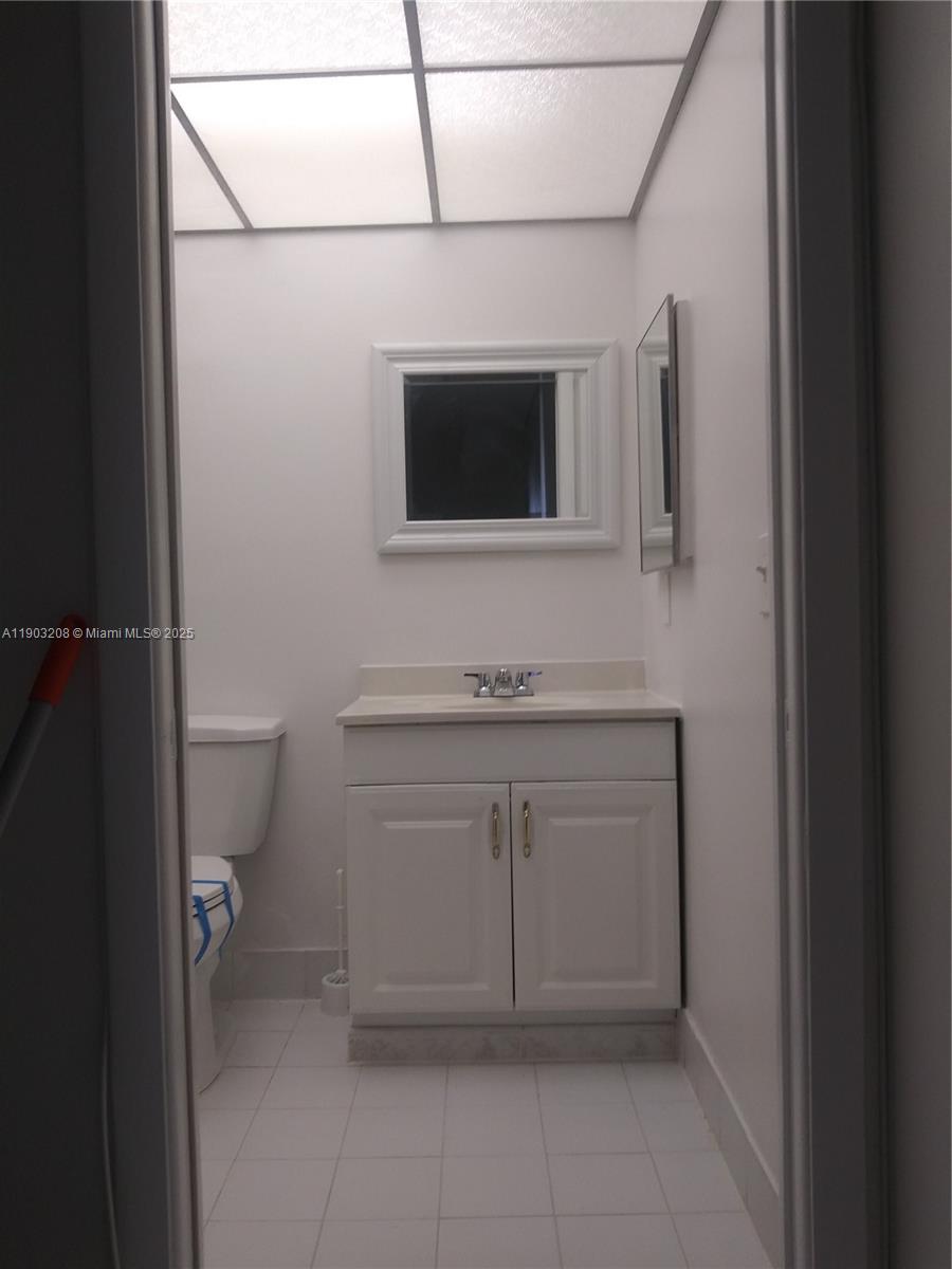 HORIZONS WEST CONDO #7 - Residential