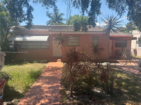 2530 Washington St Hollywood FL 33020
