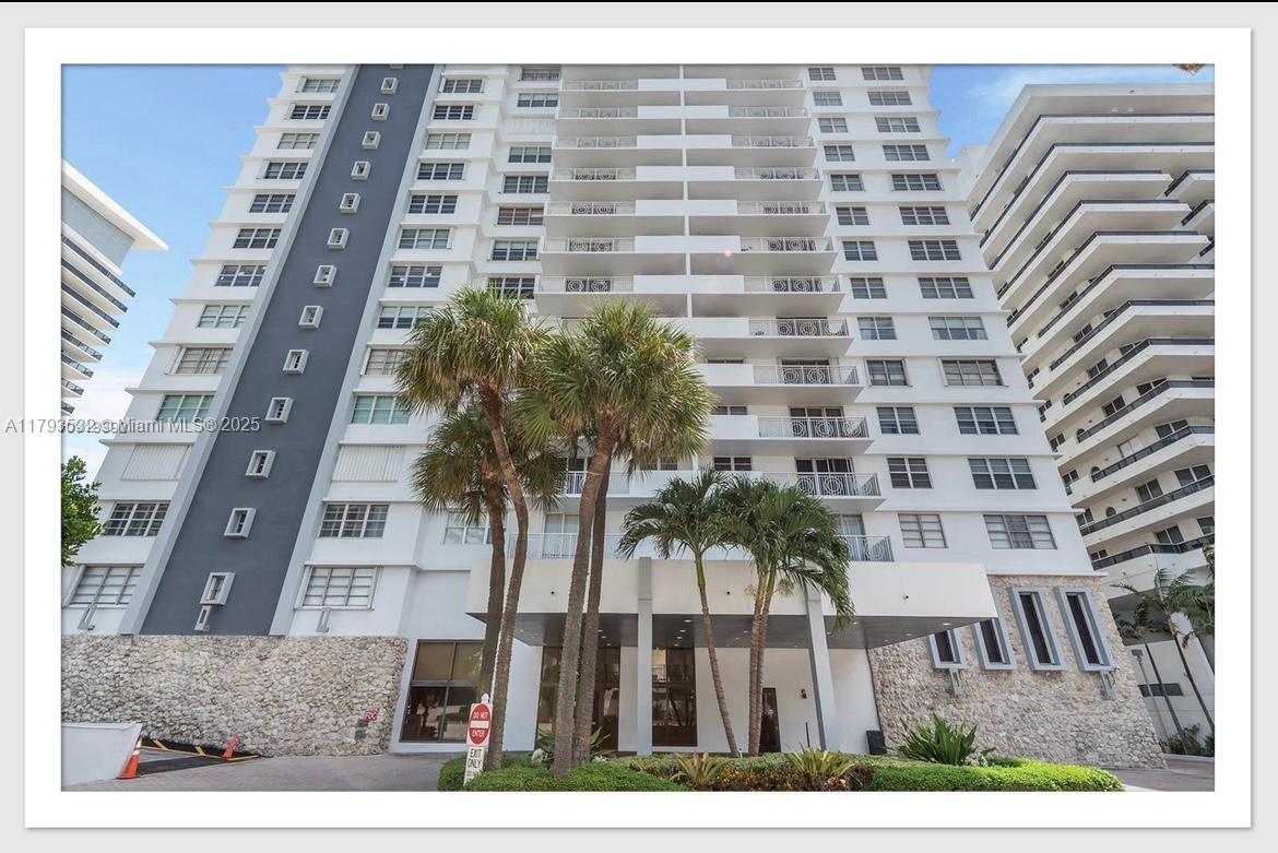 CORINTHIAN CONDO - Residential