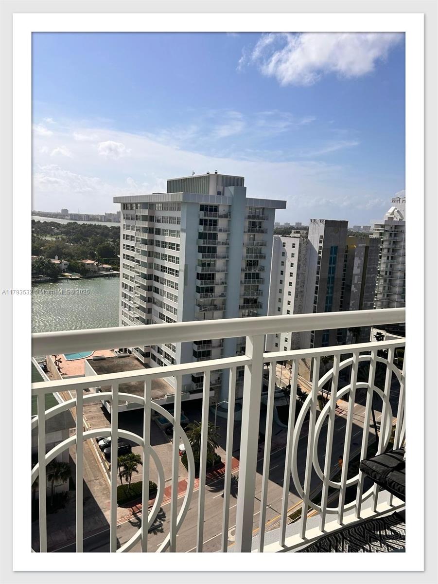 CORINTHIAN CONDO - Residential