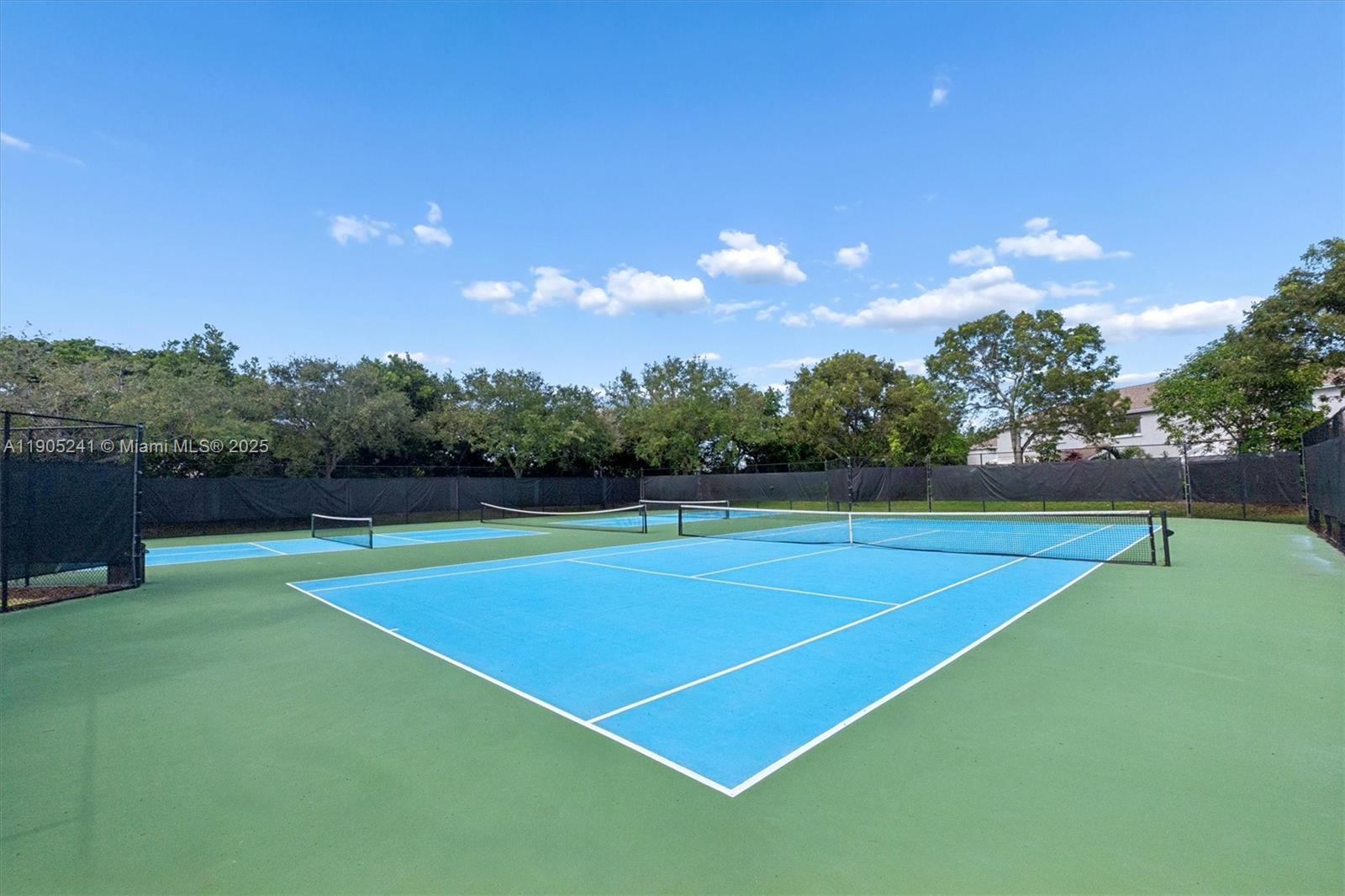 OLYMPIA & YORK RESIDENTIA - Residential