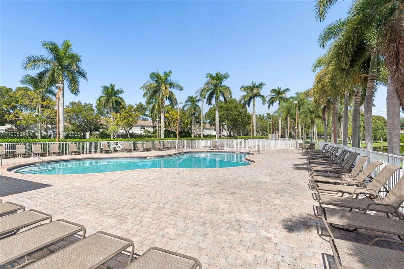 OLYMPIA & YORK RESIDENTIA - Residential