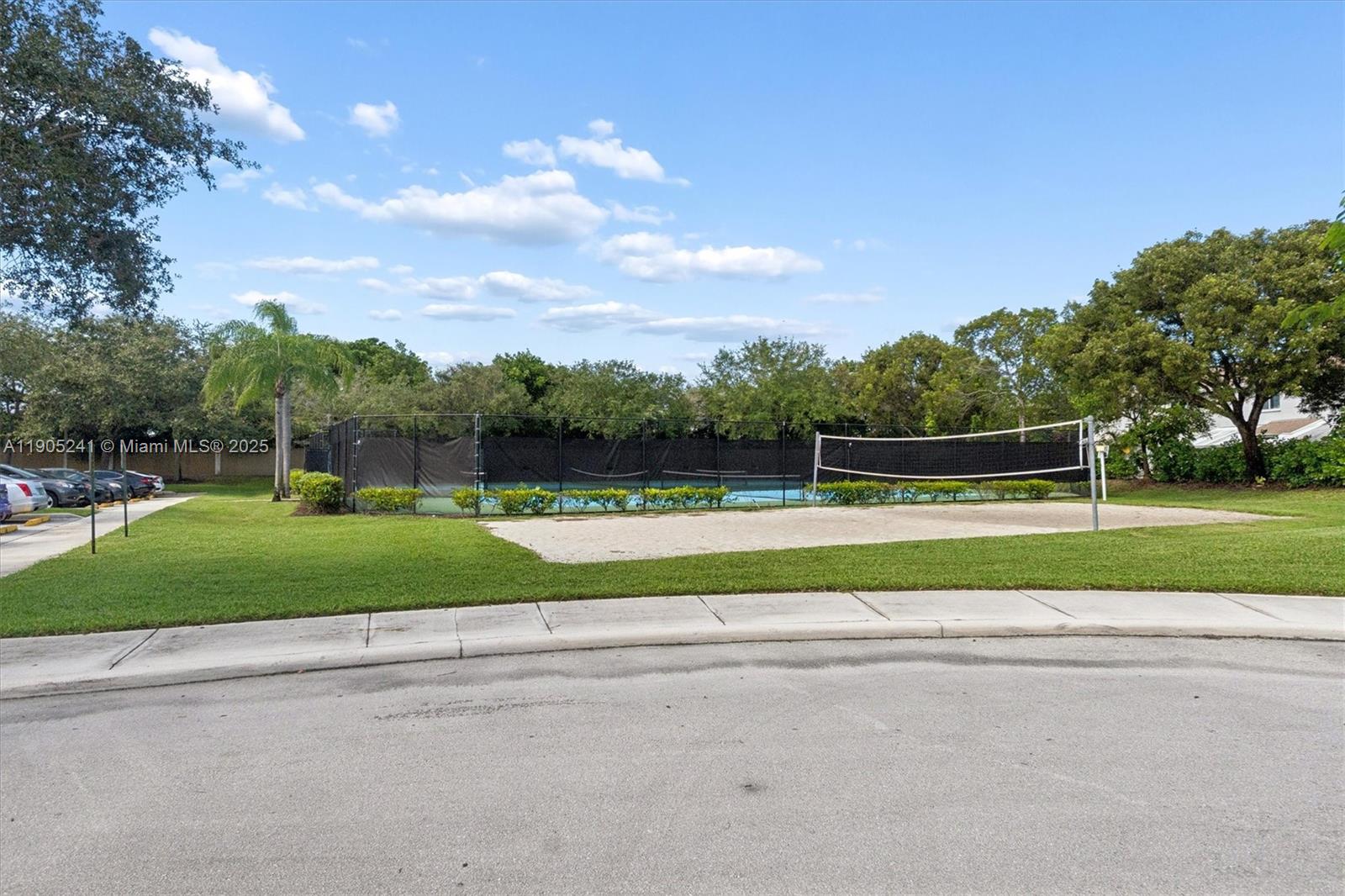 OLYMPIA & YORK RESIDENTIA - Residential