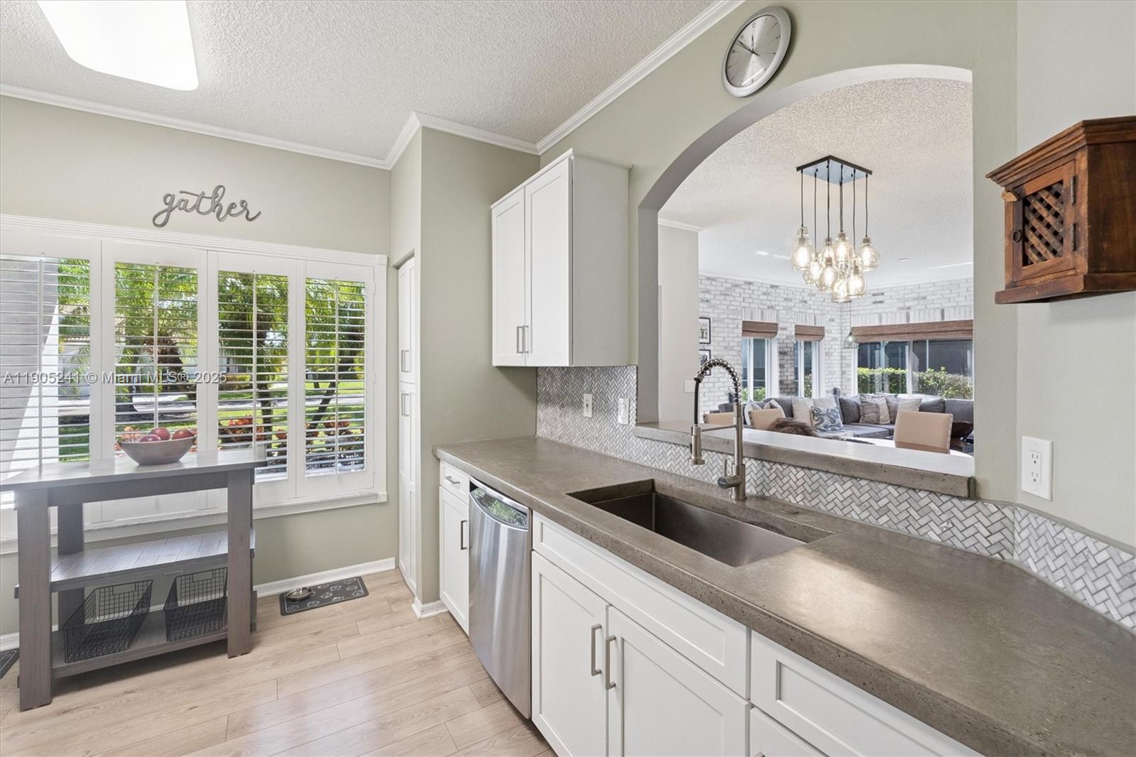 OLYMPIA & YORK RESIDENTIA - Residential