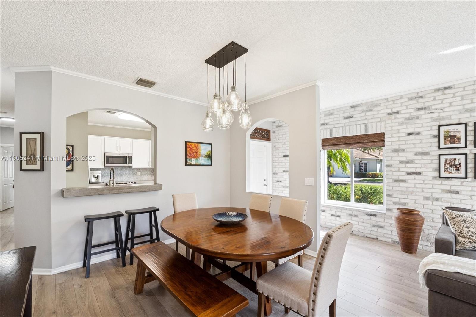 OLYMPIA & YORK RESIDENTIA - Residential