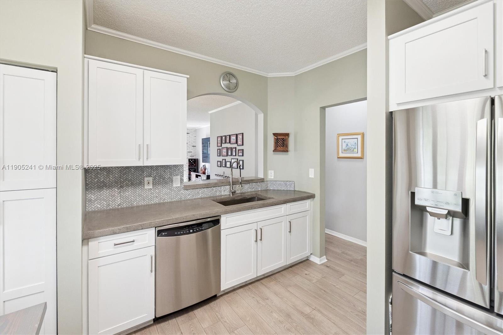 OLYMPIA & YORK RESIDENTIA - Residential