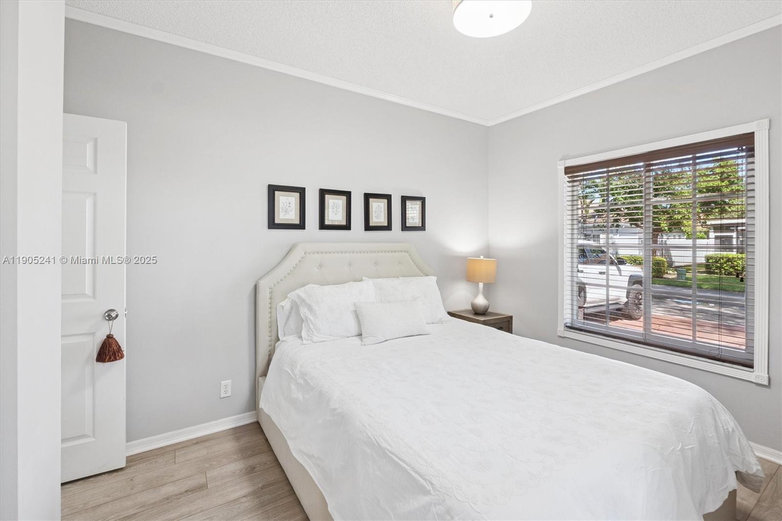 OLYMPIA & YORK RESIDENTIA - Residential