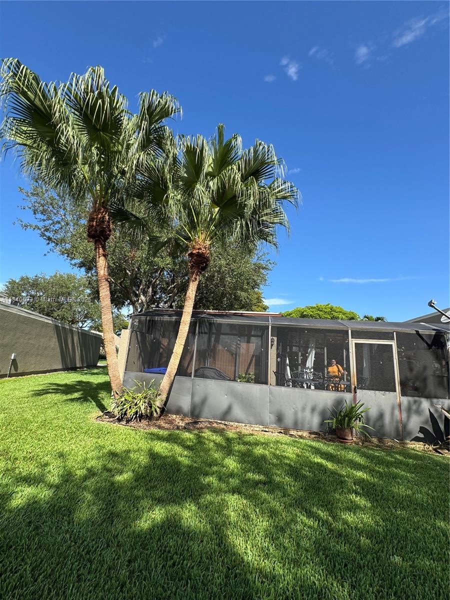 1341 W Fairway Rd 1