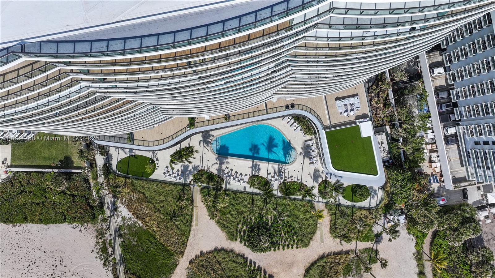 Solemar Condo - Residential