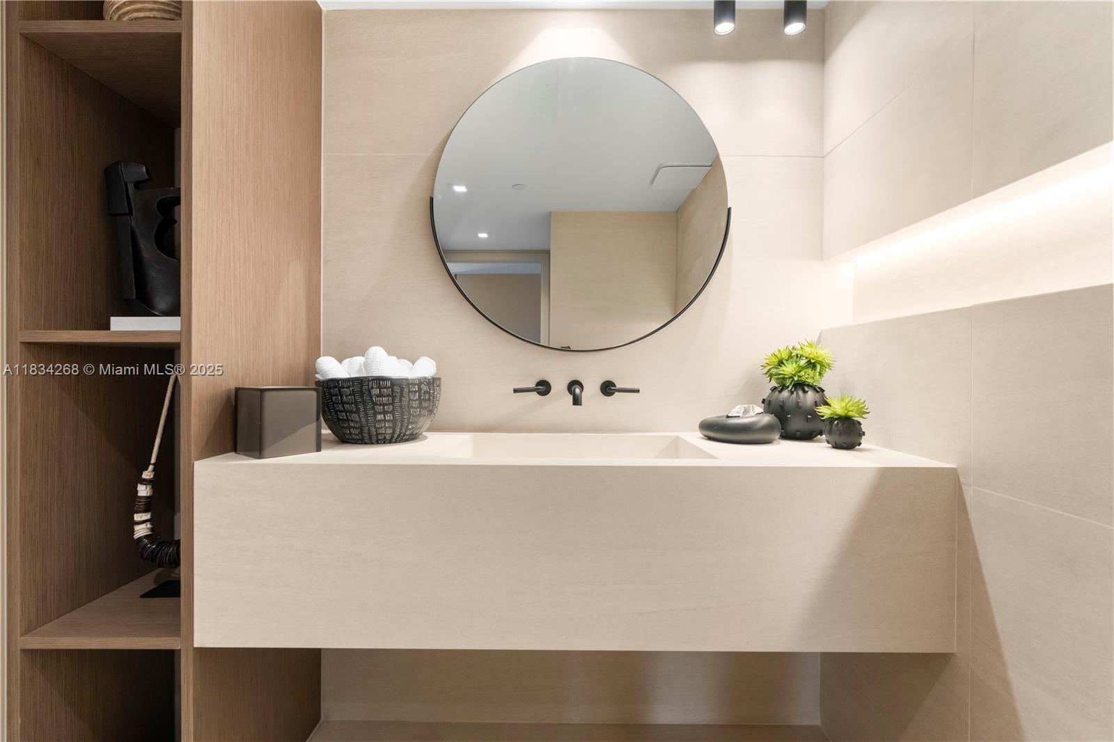 Solemar Condo - Residential