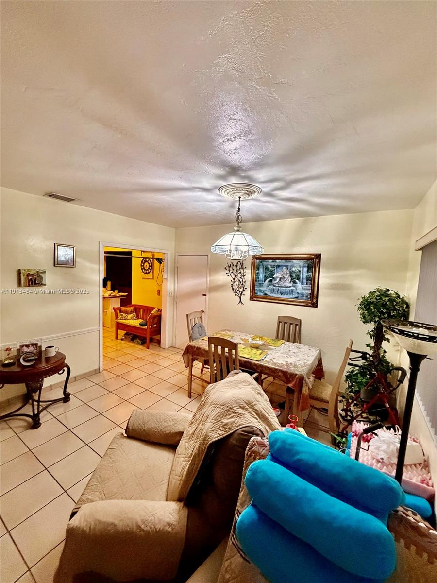 SYLVANIA HEIGHTS - Residential