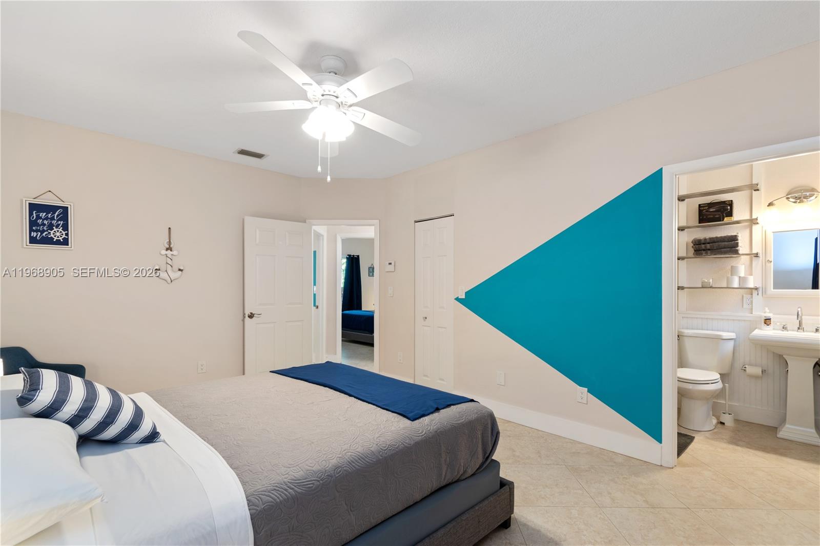 HOLLYWOOD - Residential Income