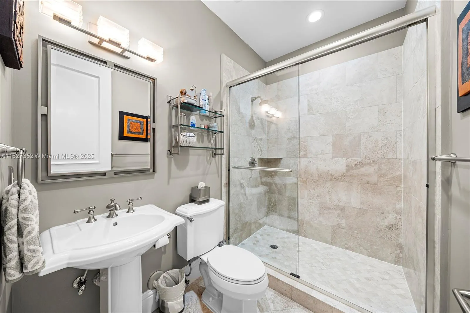 Coral Gables, Florida 33134, United States, 5 Bedrooms Bedrooms, ,5 BathroomsBathrooms,Residential,Active,157175