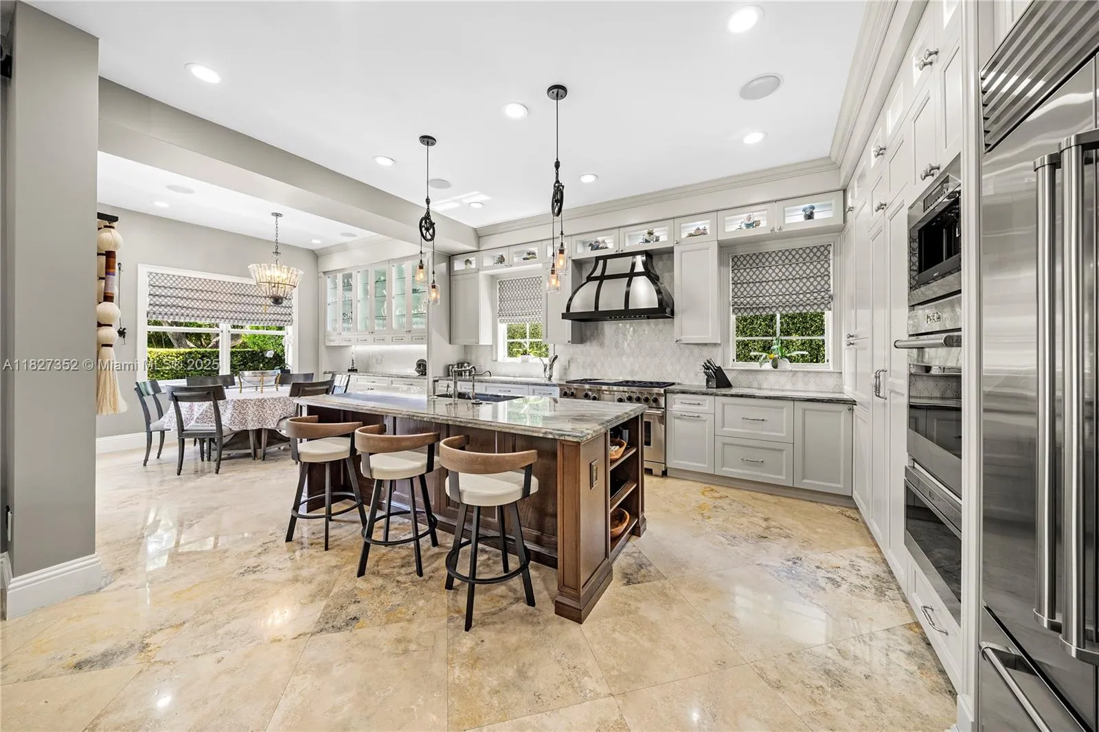 Coral Gables, Florida 33134, United States, 5 Bedrooms Bedrooms, ,5 BathroomsBathrooms,Residential,Active,157175