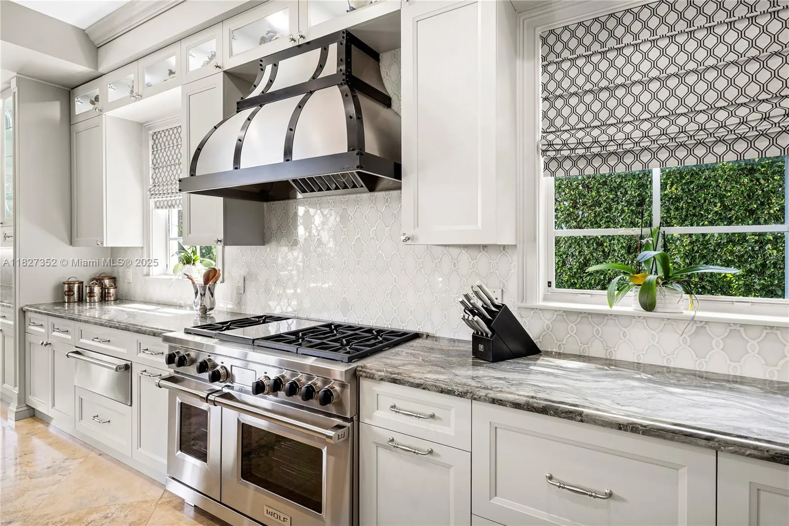 Coral Gables, Florida 33134, United States, 5 Bedrooms Bedrooms, ,5 BathroomsBathrooms,Residential,Active,157175