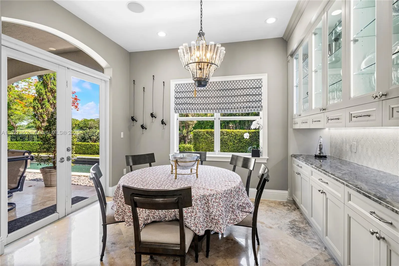 Coral Gables, Florida 33134, United States, 5 Bedrooms Bedrooms, ,5 BathroomsBathrooms,Residential,Active,157175