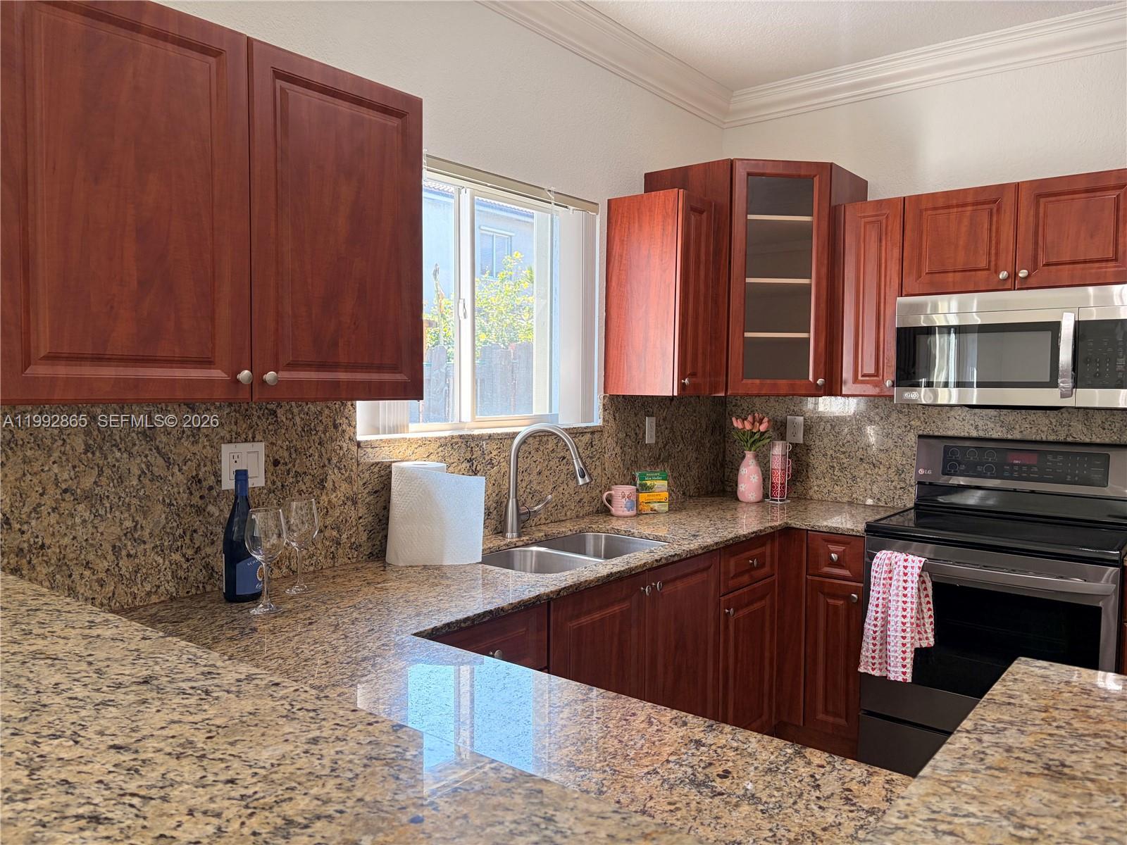 CORAL LAKES KINGDOM - Residential