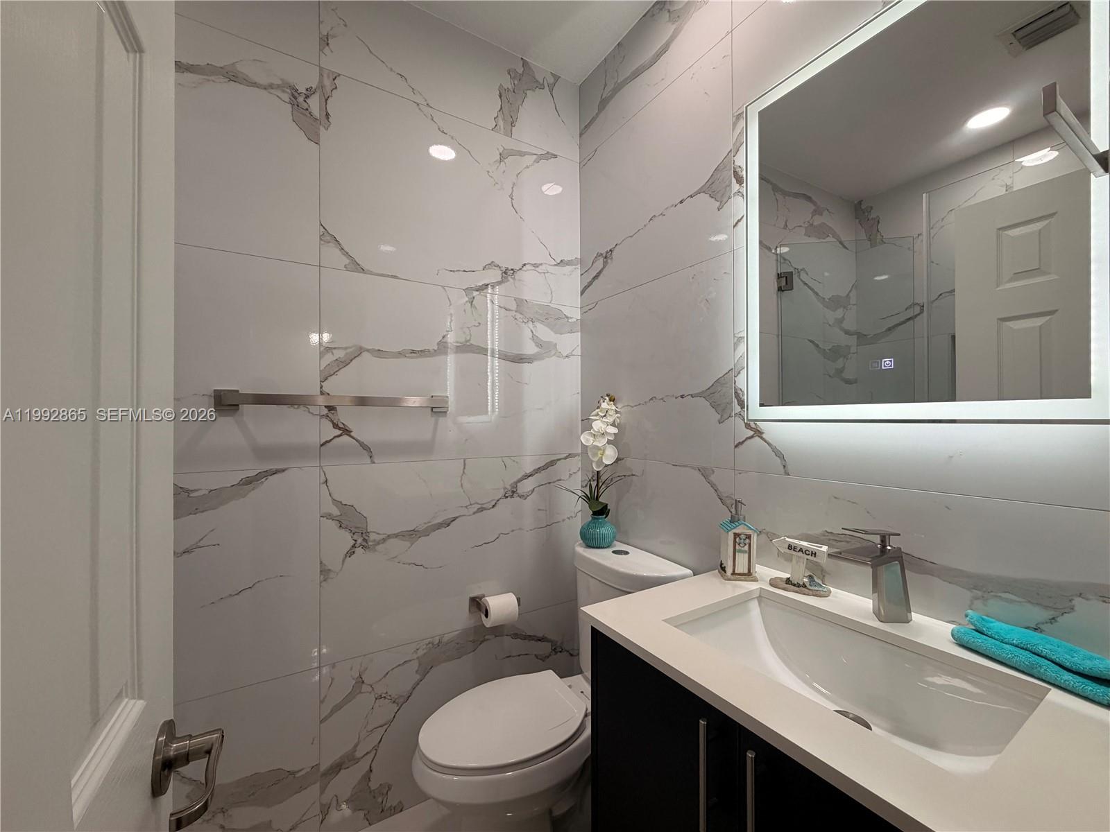 CORAL LAKES KINGDOM - Residential