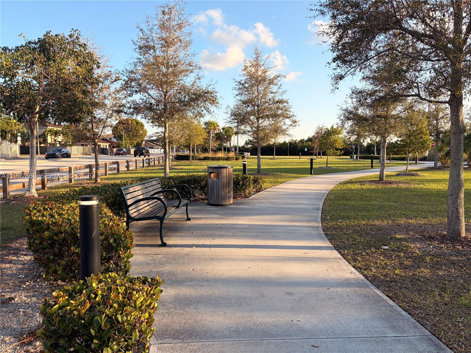 CORAL LAKES KINGDOM - Residential