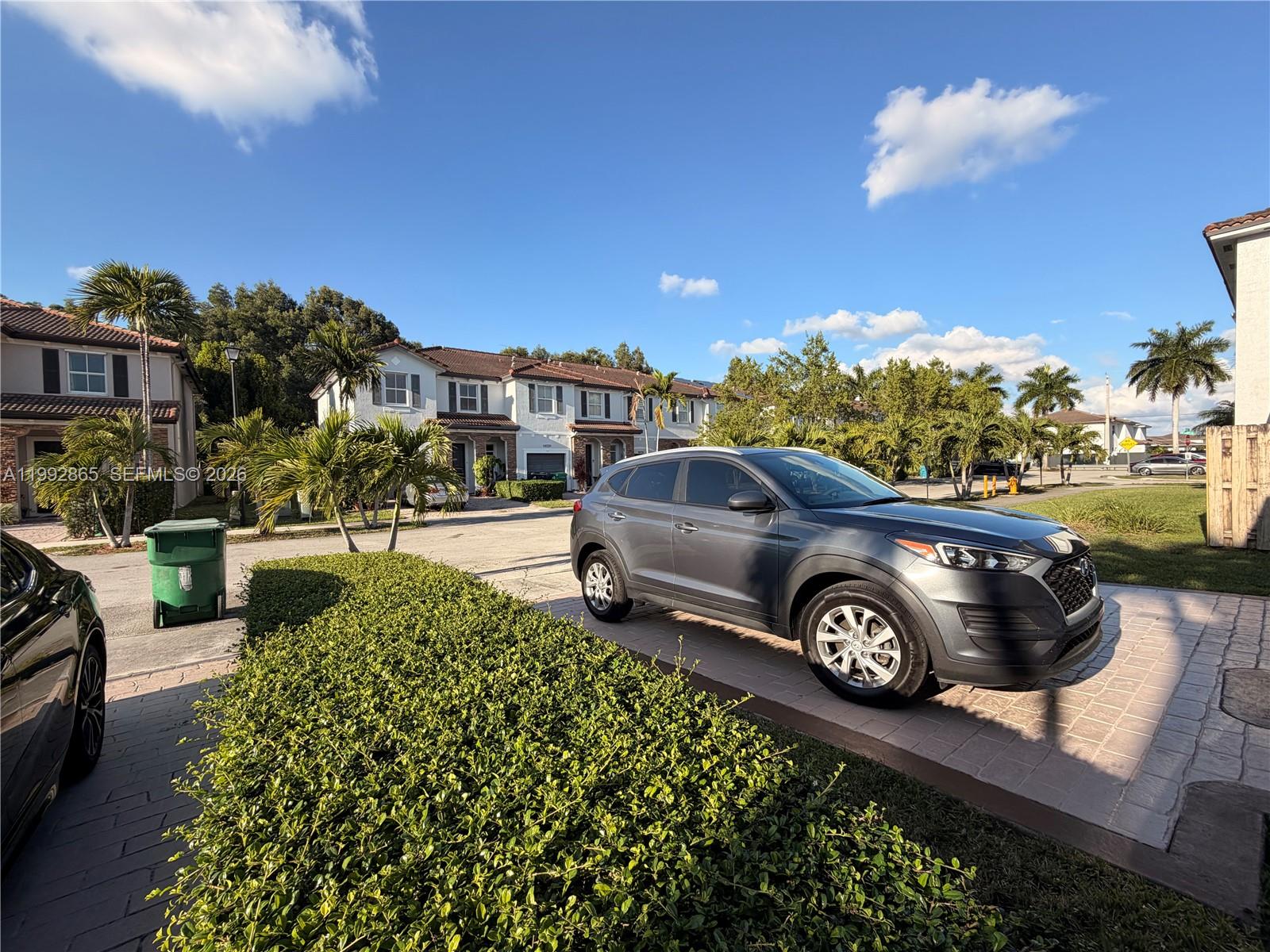 CORAL LAKES KINGDOM - Residential