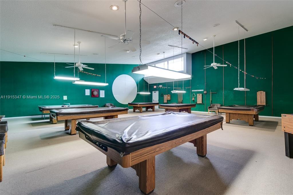 LIME BAY CONDOMINIUM 4 - Residential