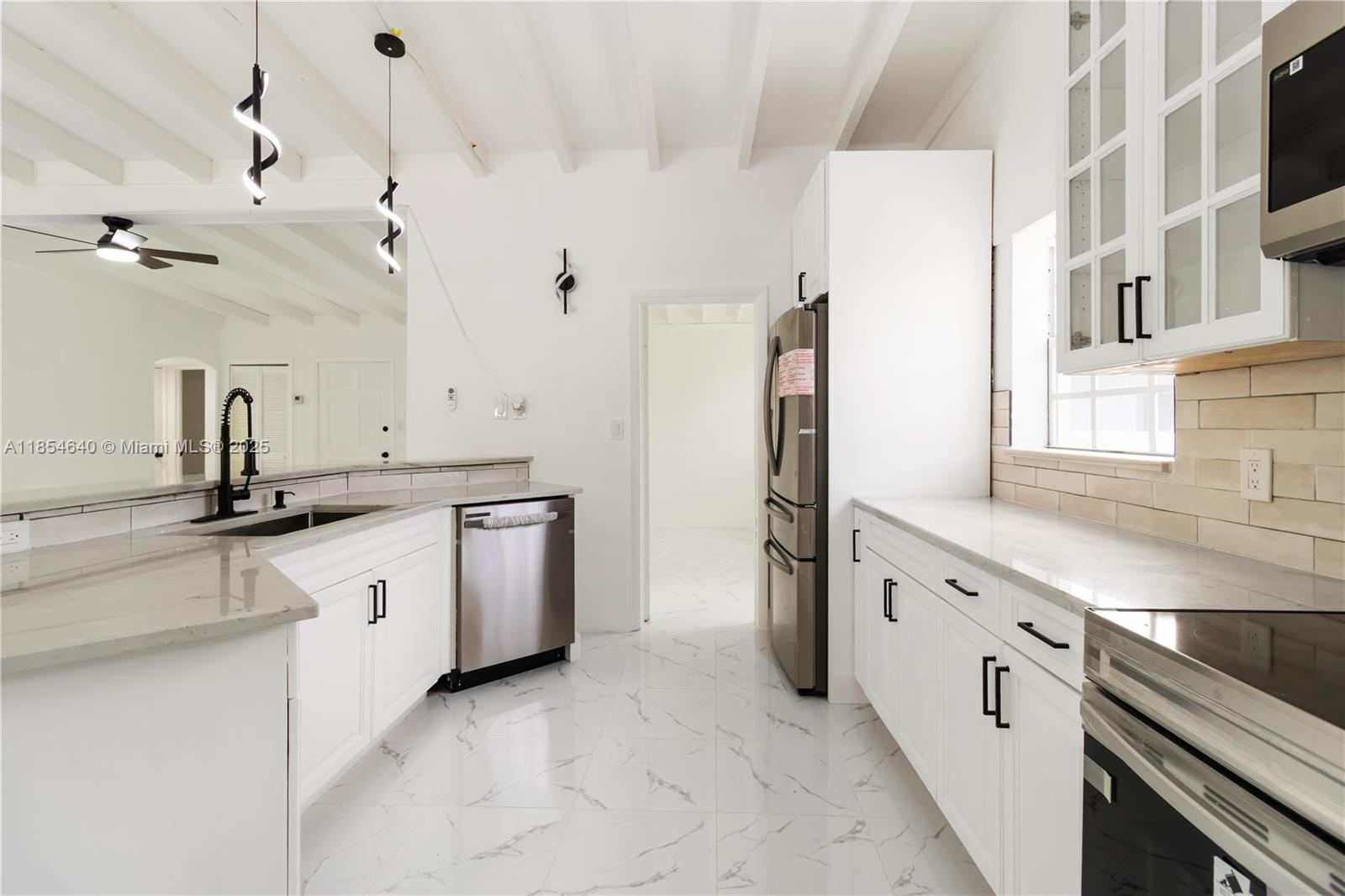 BARRINGTON ESTATES - Residential