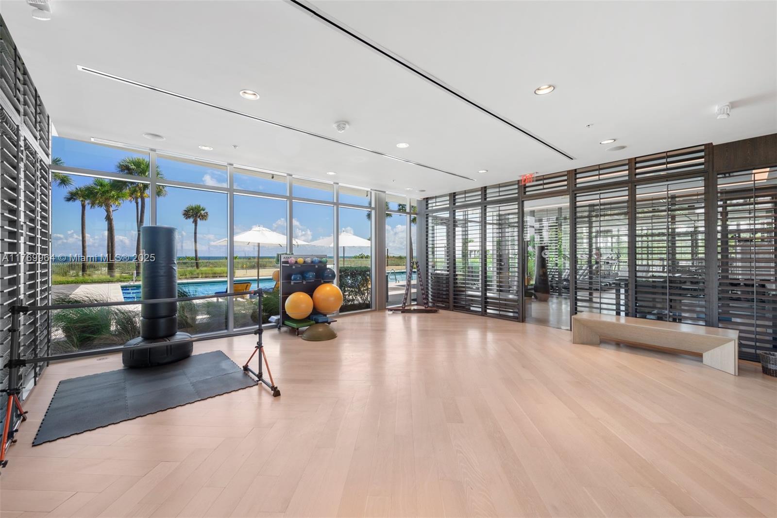 OCEANA KEY BISCAYNE CONDO - Residential