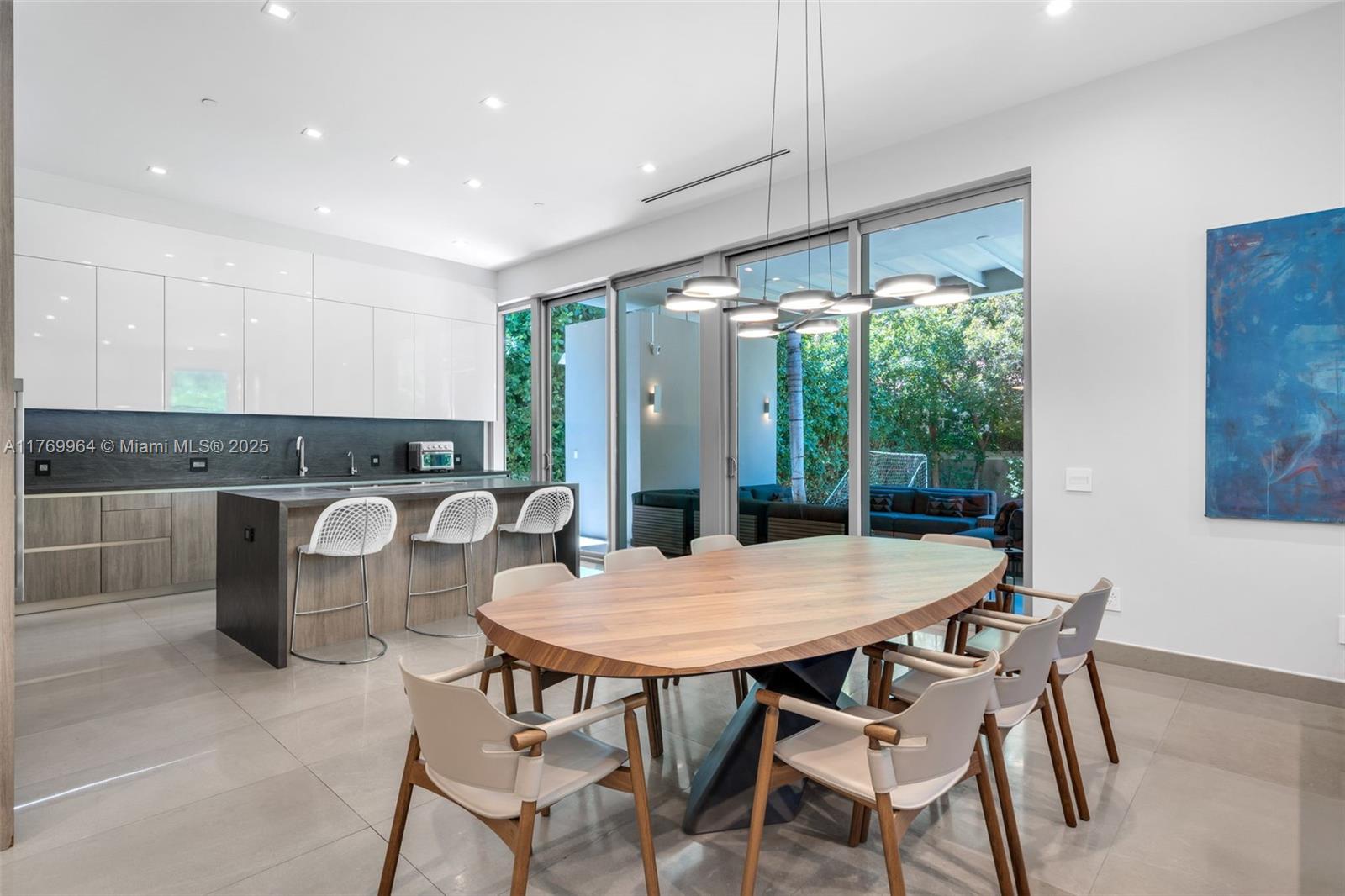 OCEANA KEY BISCAYNE CONDO - Residential