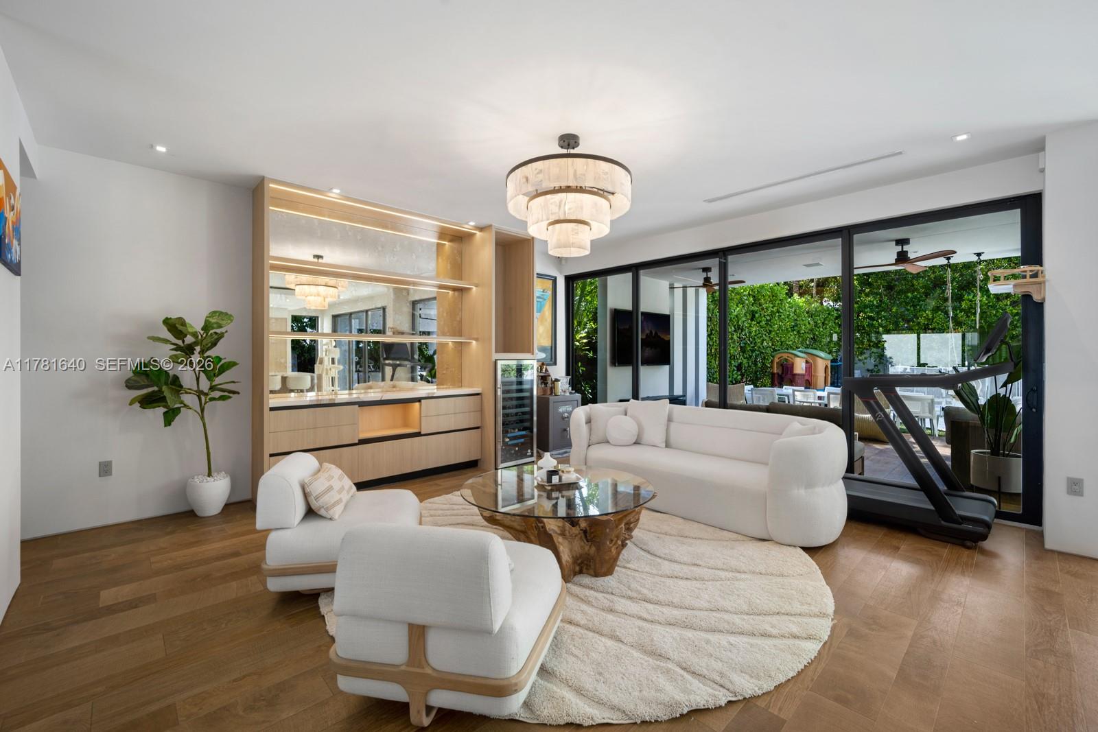 BRICKELLS FLAGLER - Residential