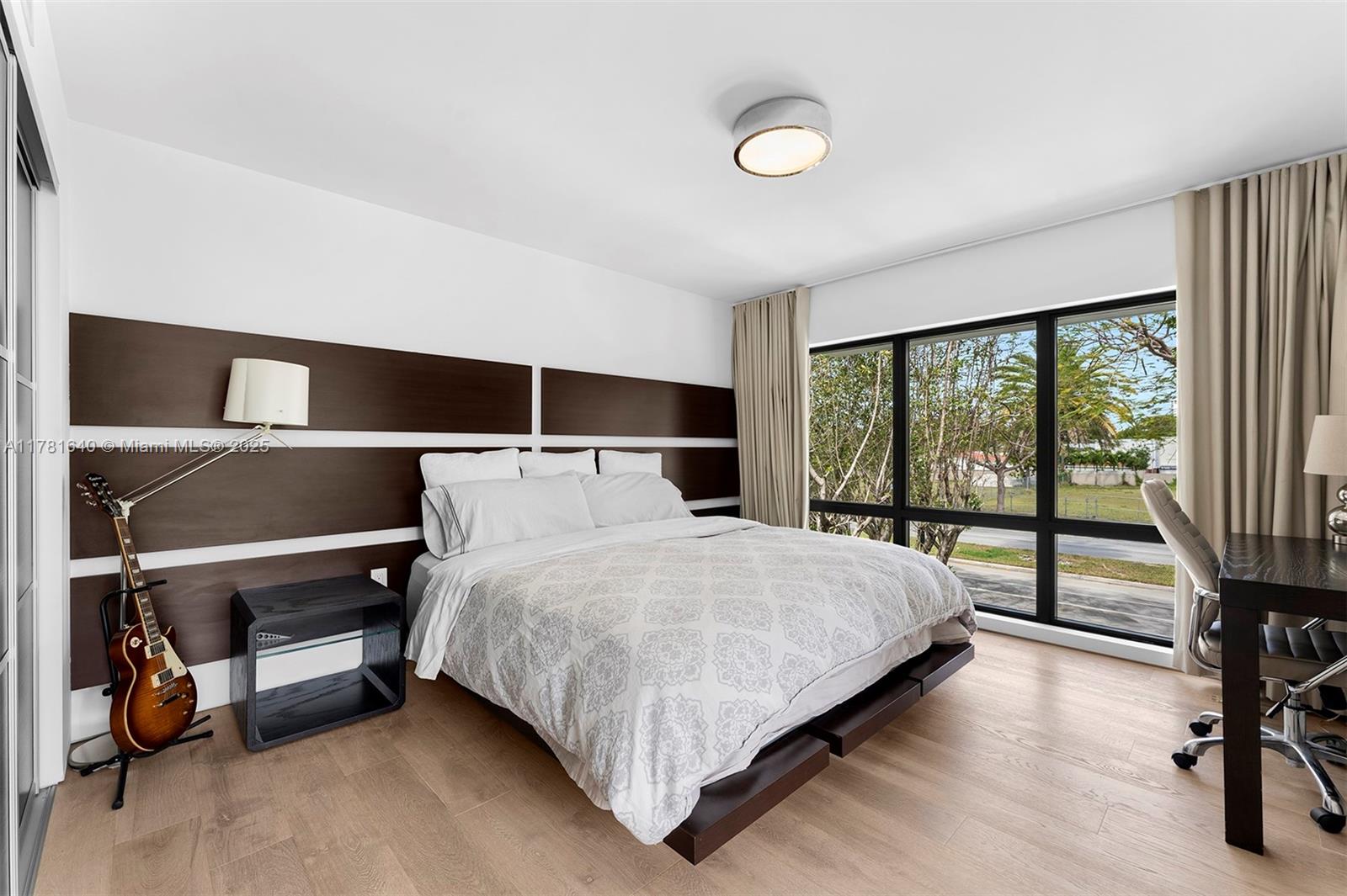 BRICKELLS FLAGLER - Residential