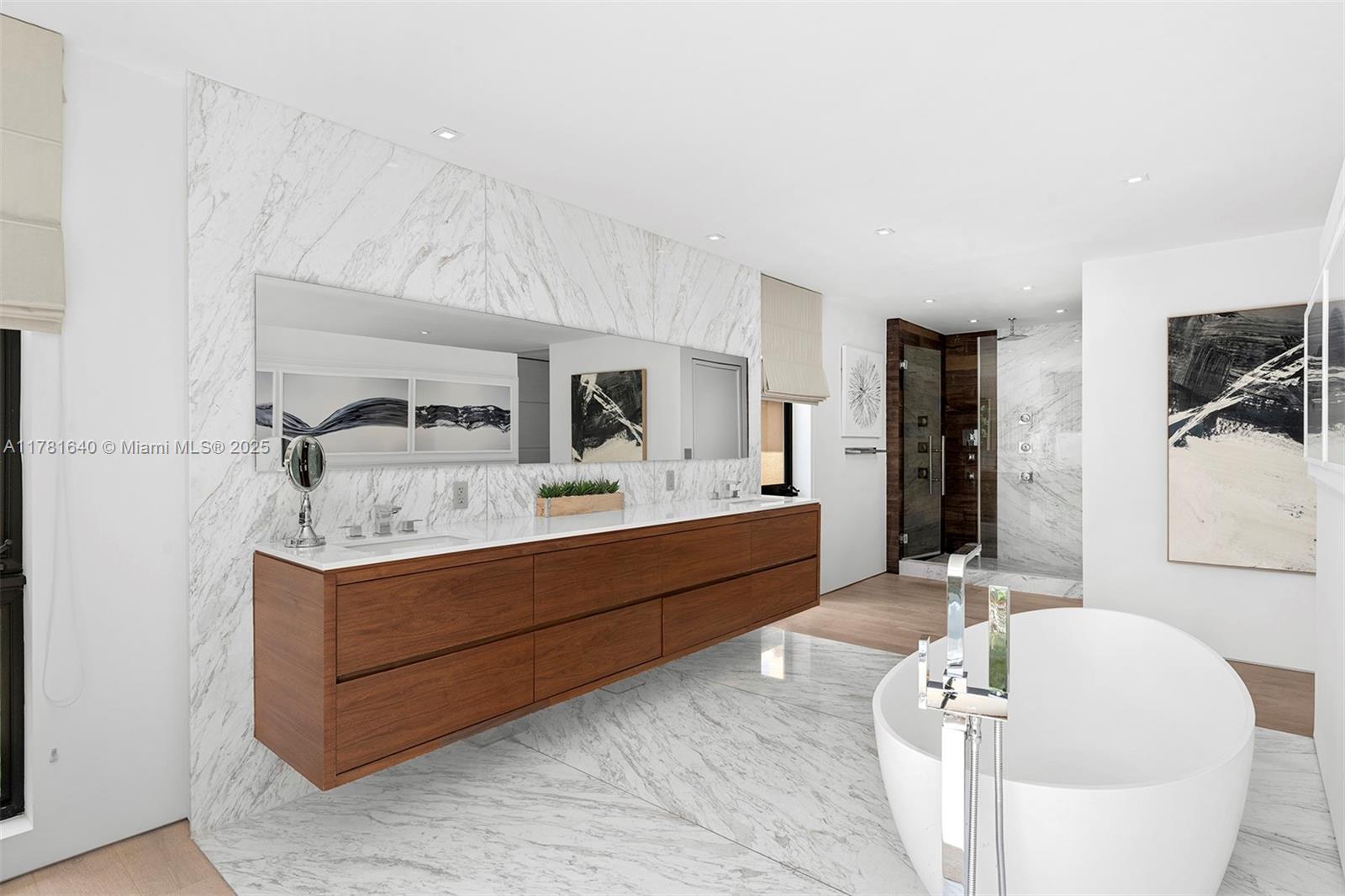 BRICKELLS FLAGLER - Residential