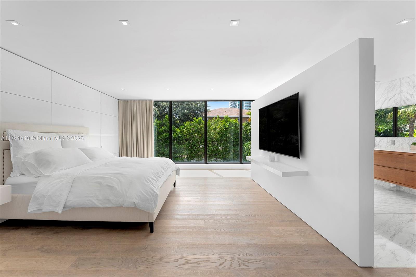 BRICKELLS FLAGLER - Residential