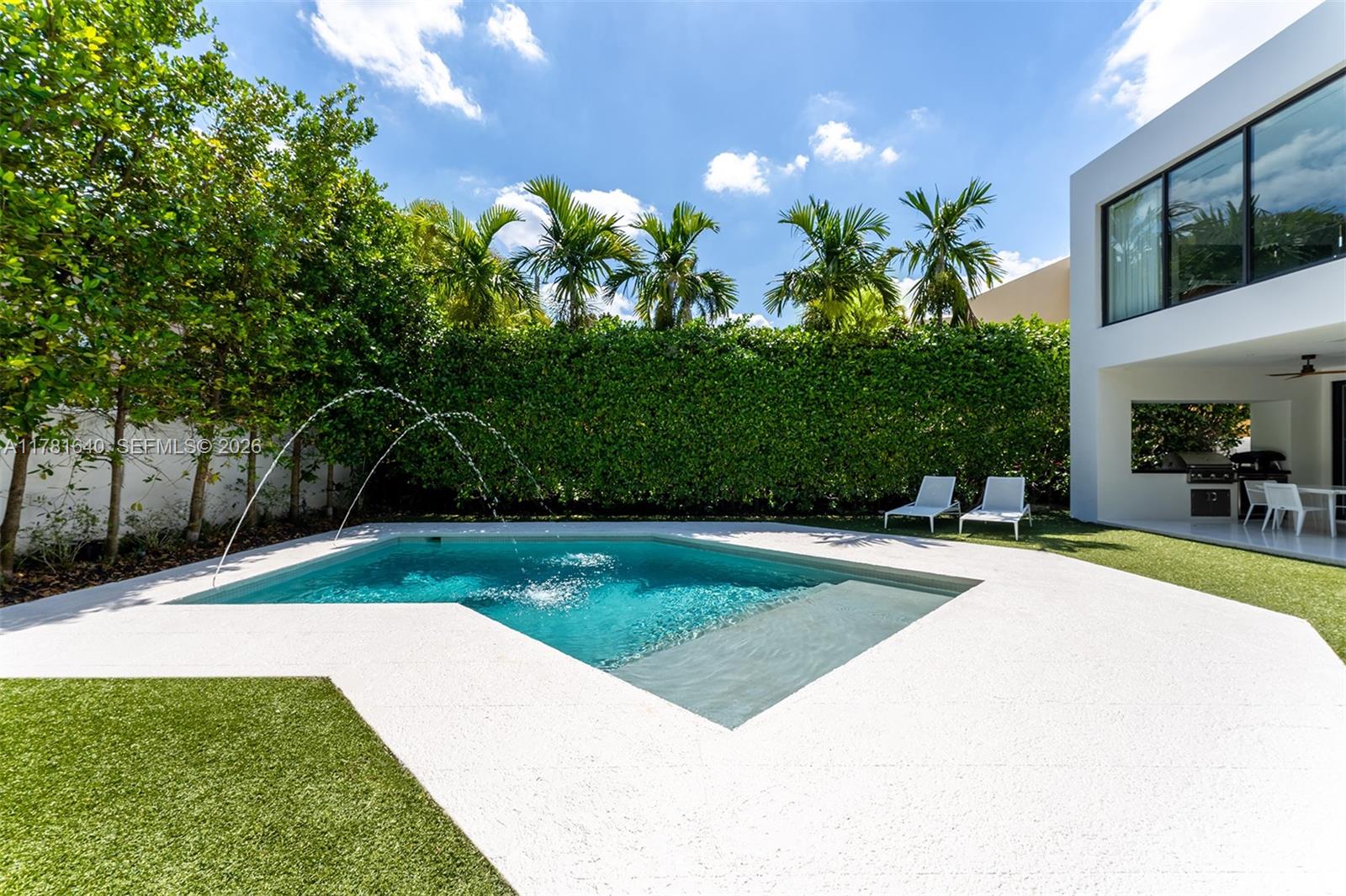BRICKELLS FLAGLER - Residential