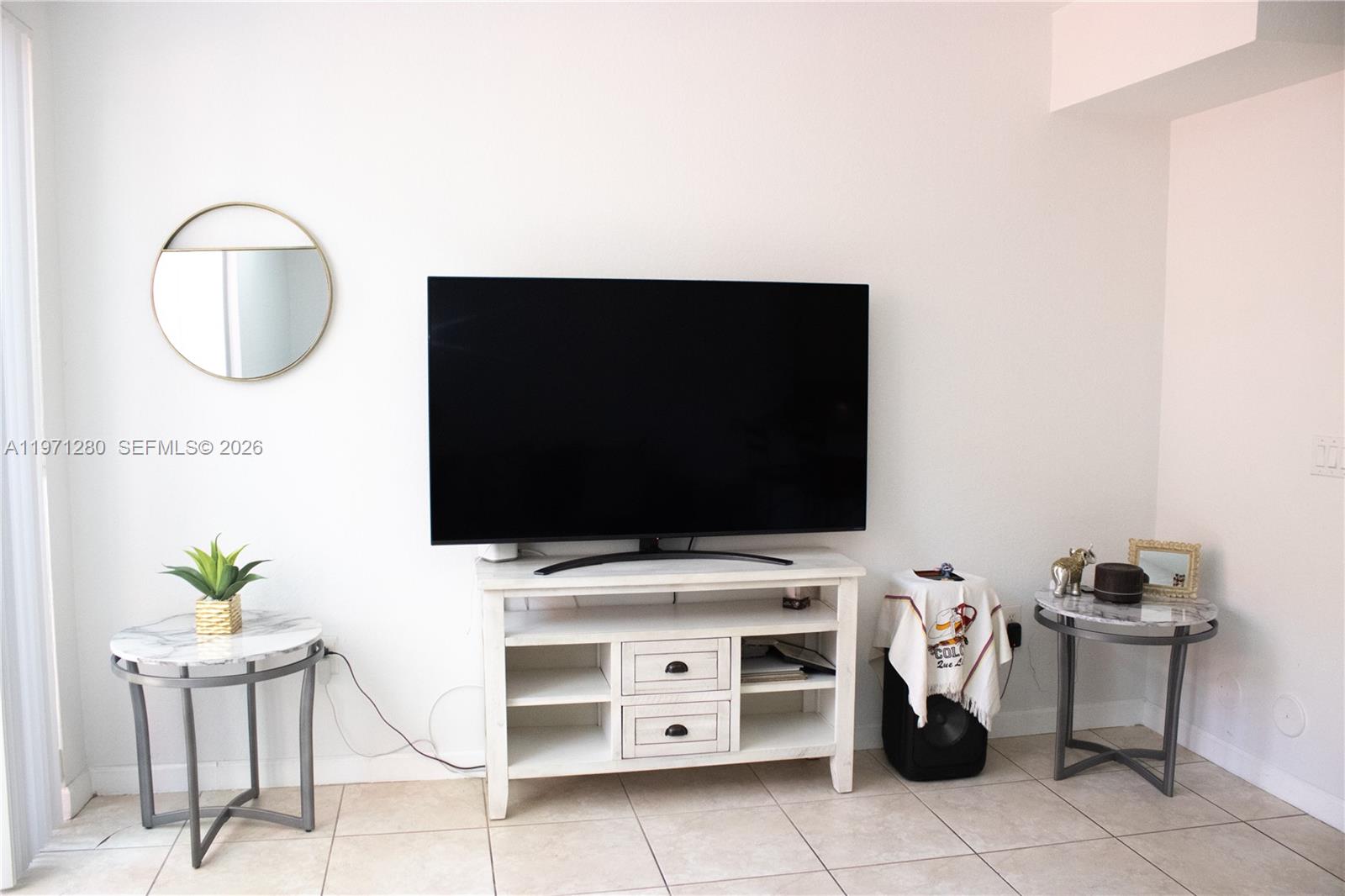 FIJI CONDO NO 2 - Residential