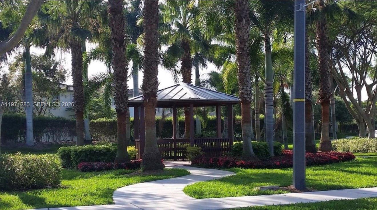 FIJI CONDO NO 2 - Residential