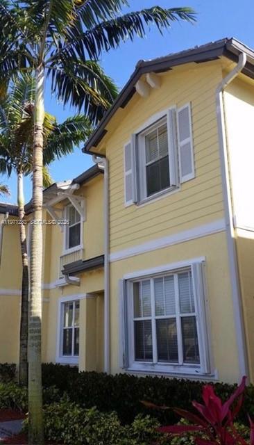 FIJI CONDO NO 2 - Residential