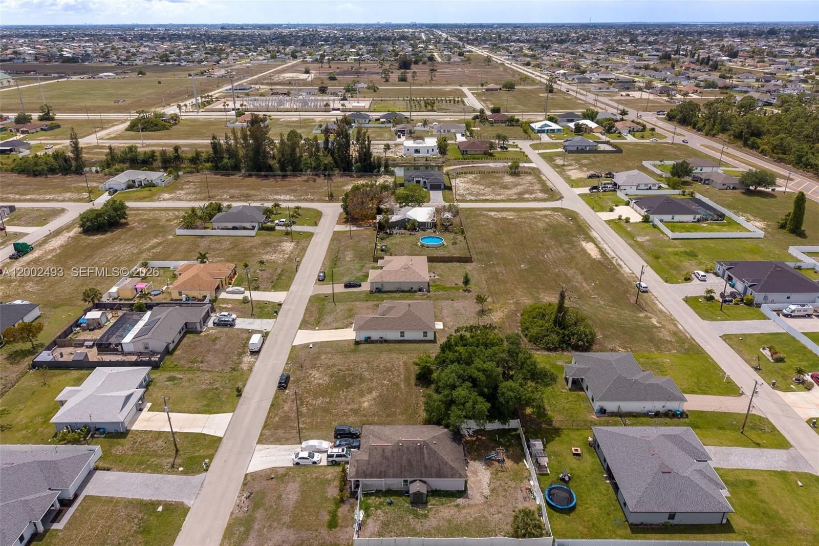 CAPE CORAL - Residential