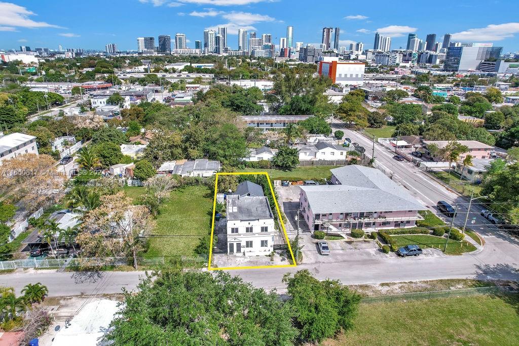 DE LEON PARK - Residential Income