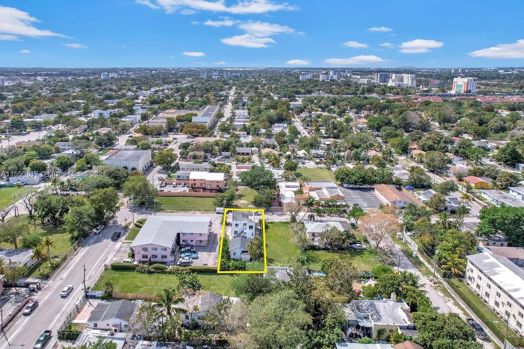 DE LEON PARK - Residential Income