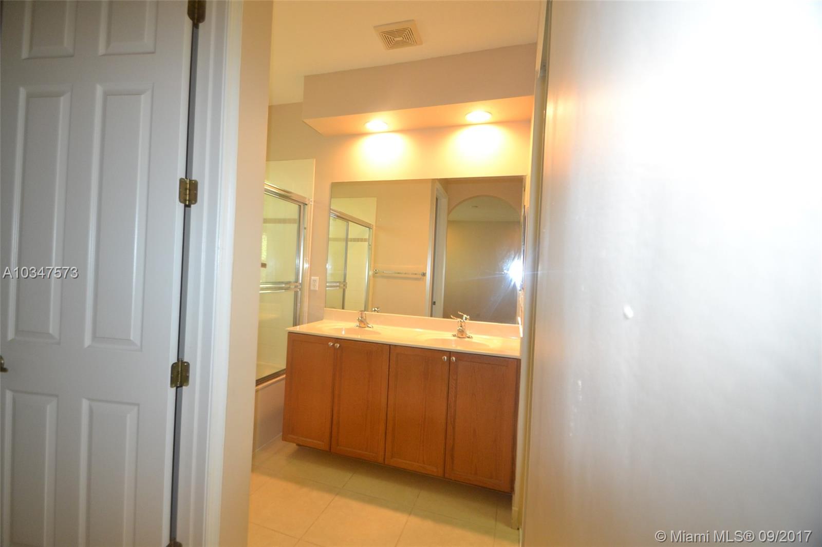 MONTEREY BAY PUD - Residential Lease