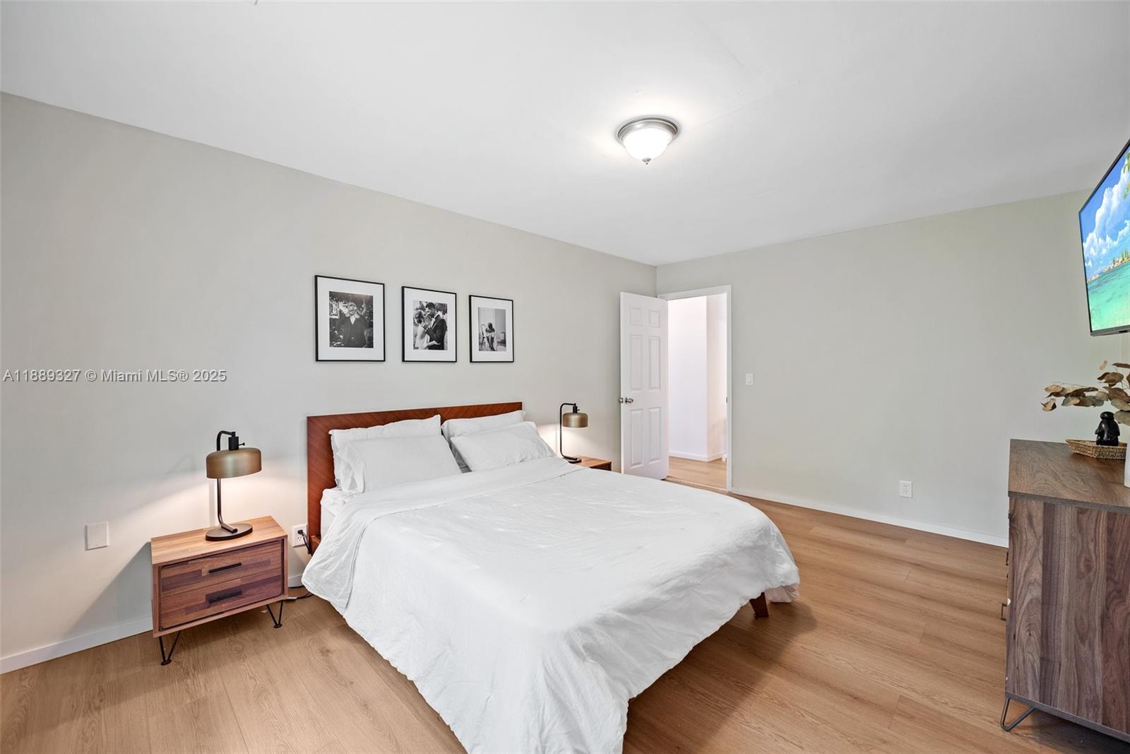 RELLAND PARK - Residential