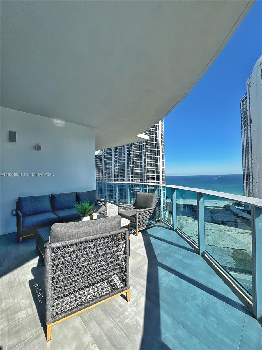 AURORA CONDO SUNNY ISLES - Residential Lease