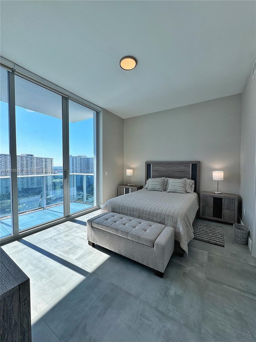 AURORA CONDO SUNNY ISLES - Residential Lease