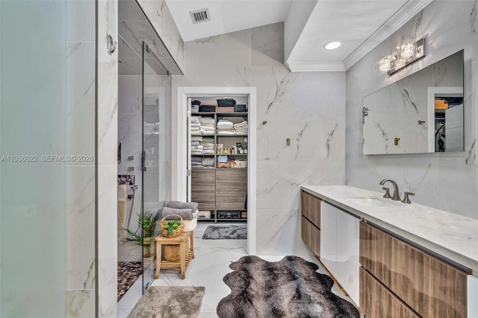 BANYAN OAKRIDGE PLAT - Residential