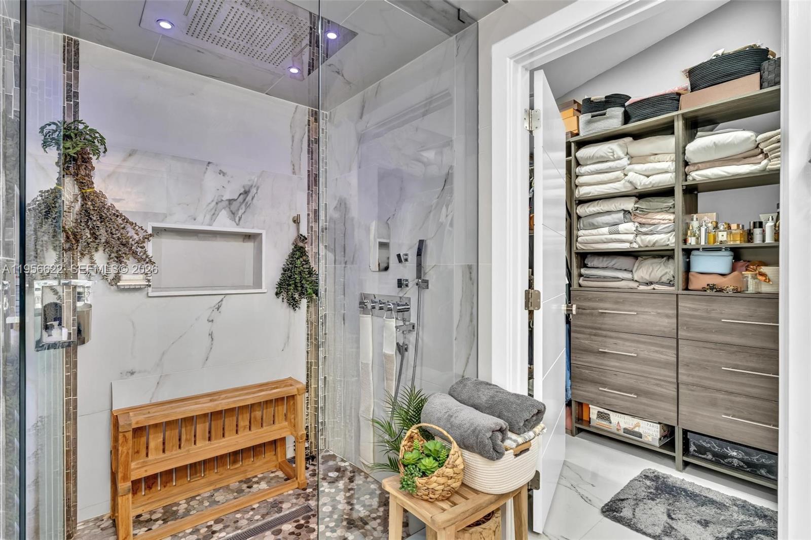 BANYAN OAKRIDGE PLAT - Residential