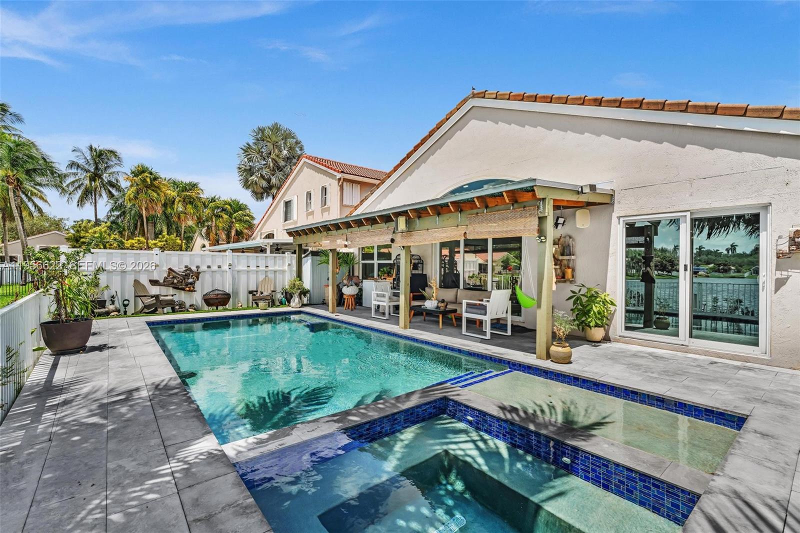 BANYAN OAKRIDGE PLAT - Residential