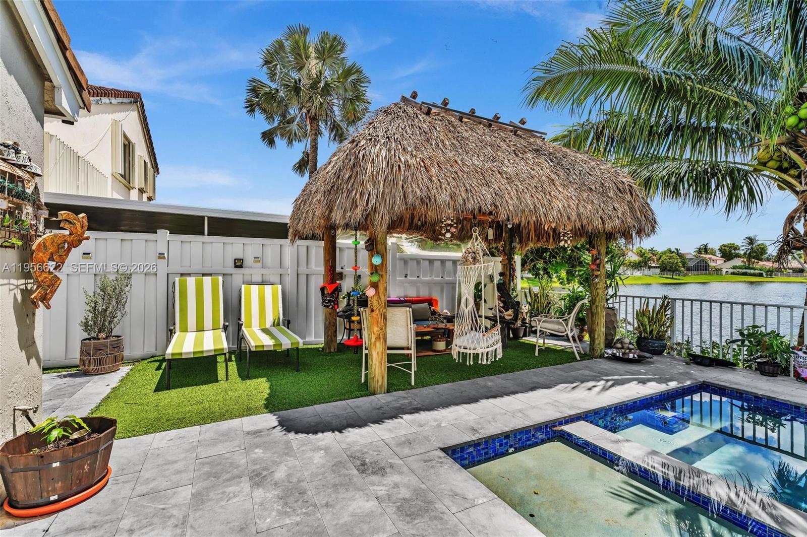 BANYAN OAKRIDGE PLAT - Residential