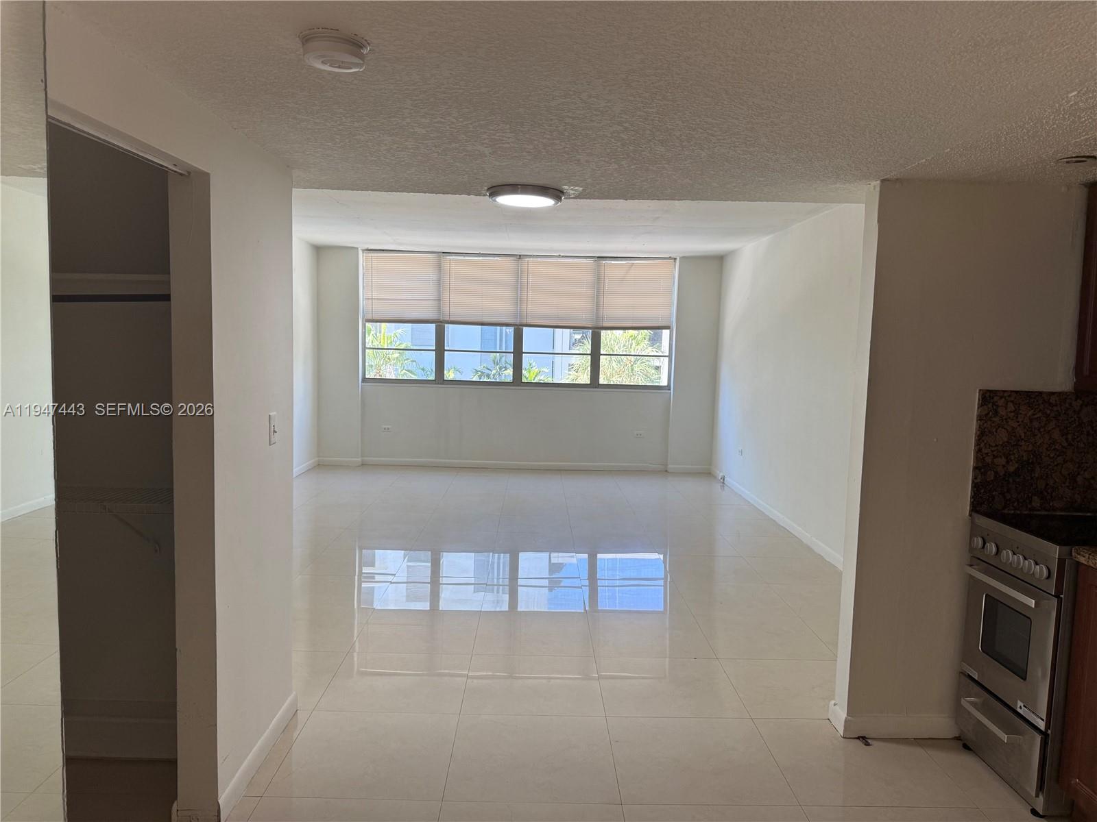 825 Brickell Bay Dr 449